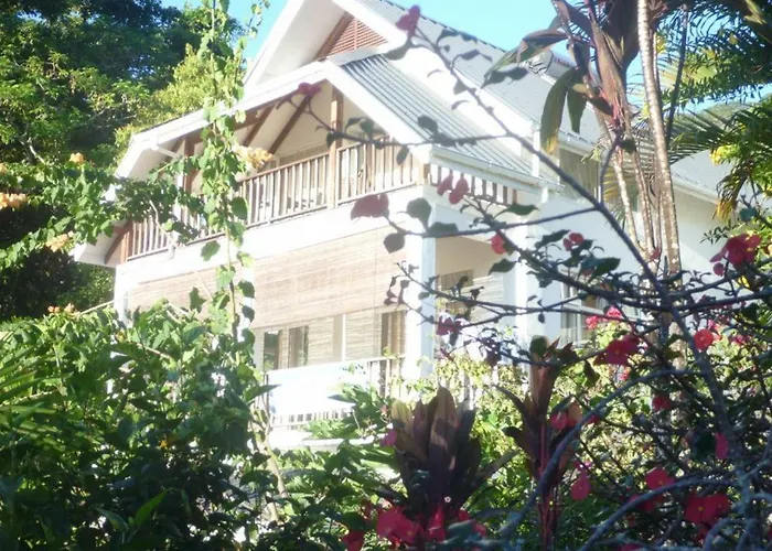 La Batie Selfcatering * Beau Vallon (Mahe)